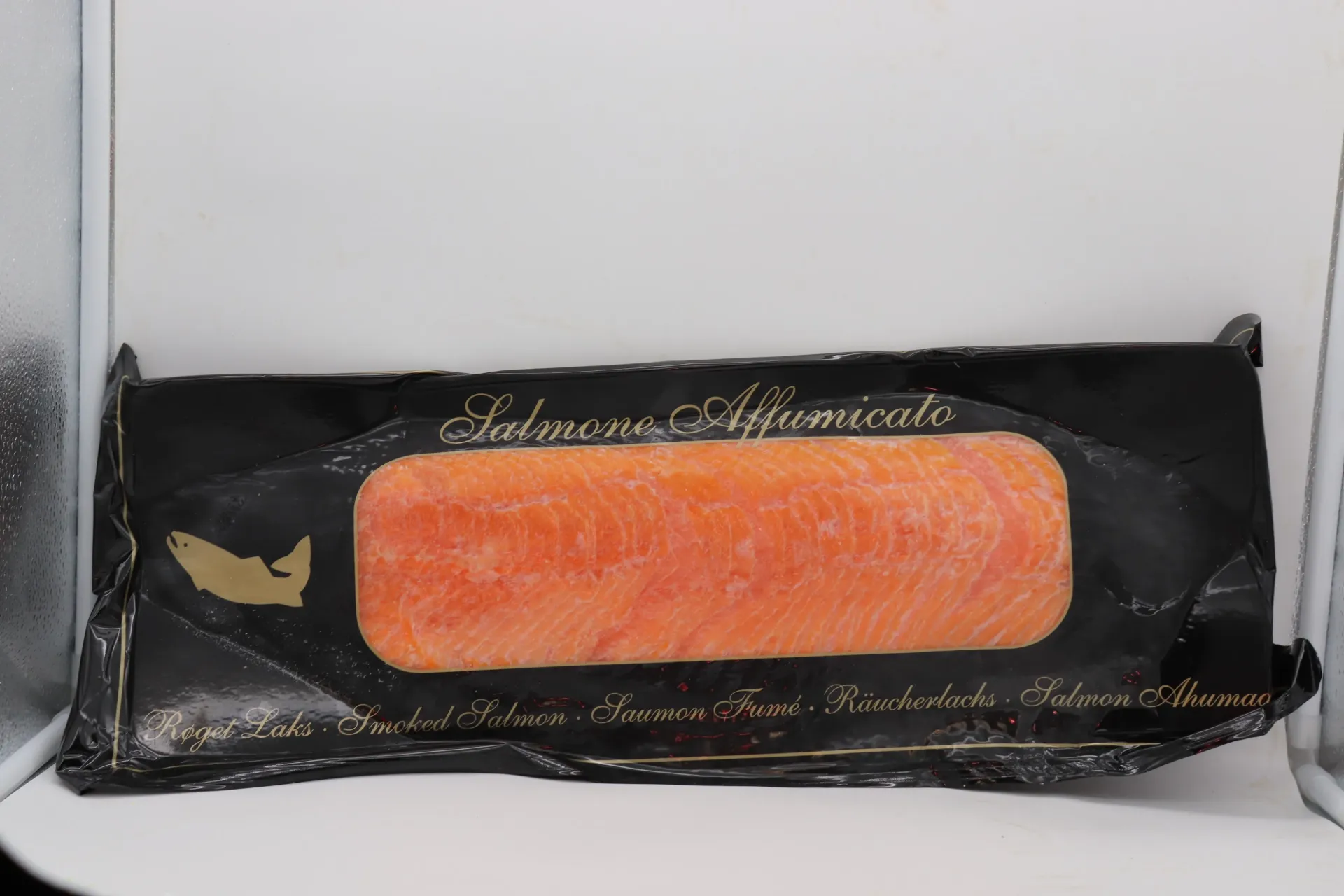 Saumon atlantique  fumé +-10kg 10 pc 熏三文鱼