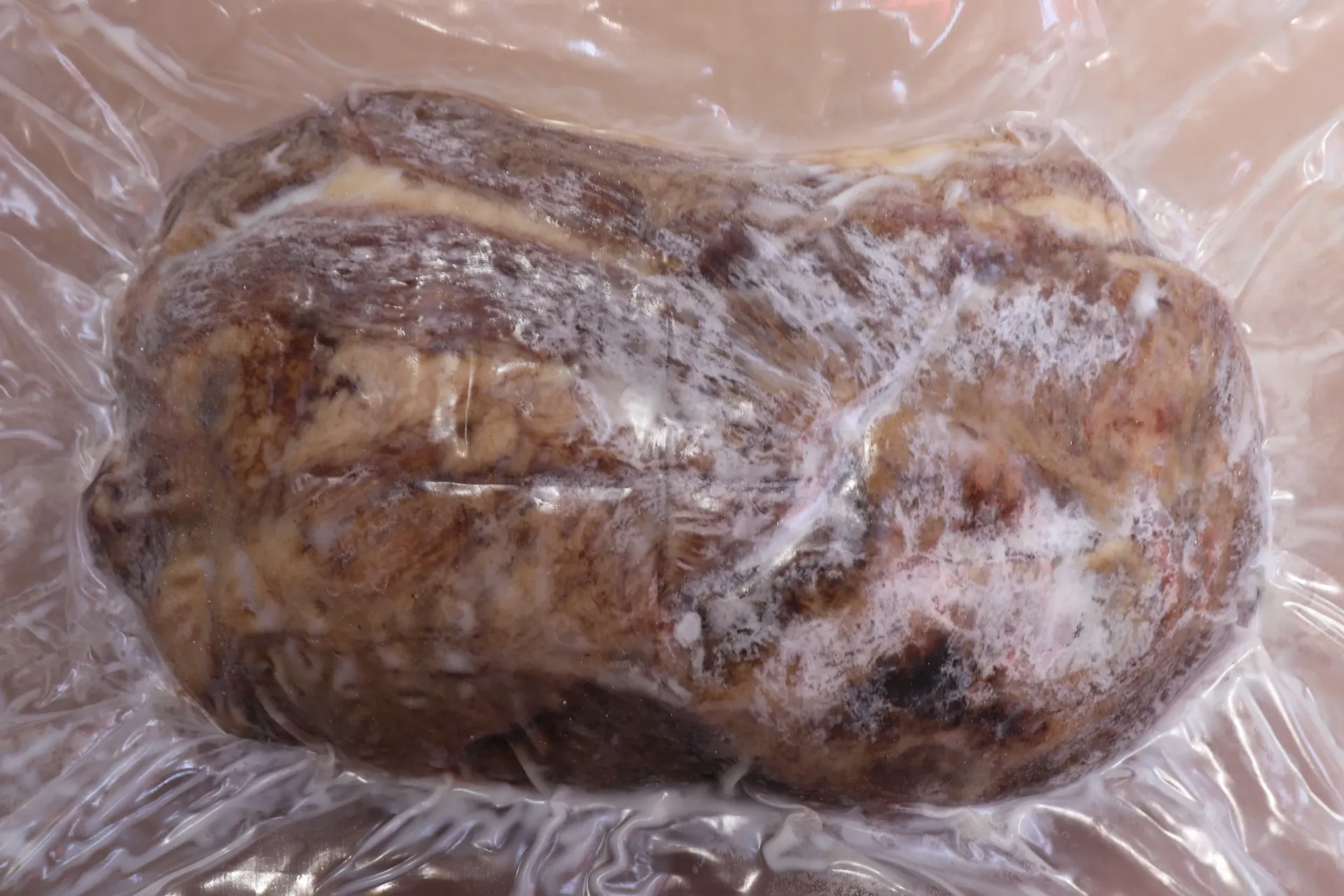 [VIA0041 111] SPIRINQUE cuit 熟火肉